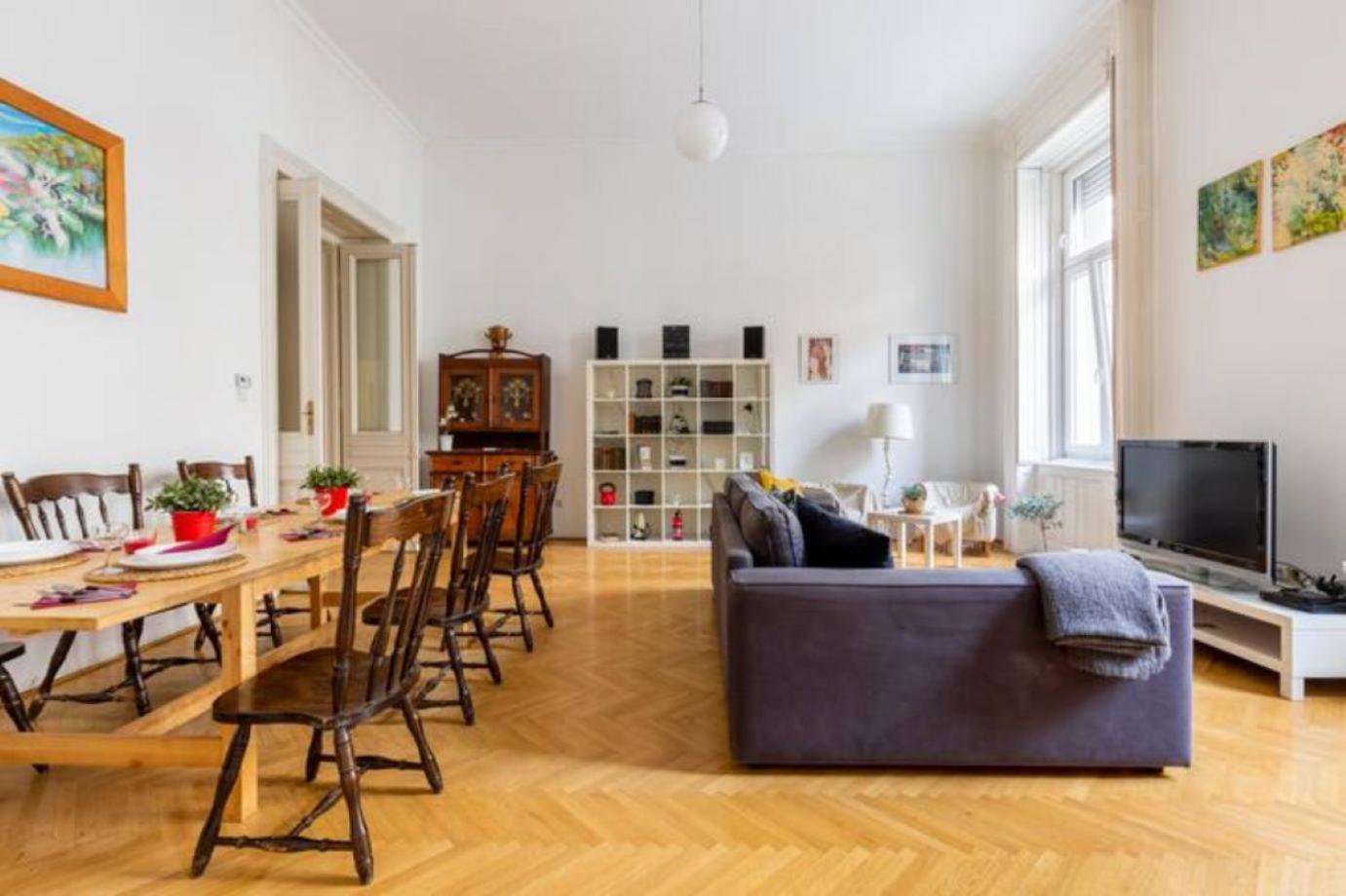 Bourgeois Elegance In The Heart Of Βουδαπέστη Εξωτερικό φωτογραφία