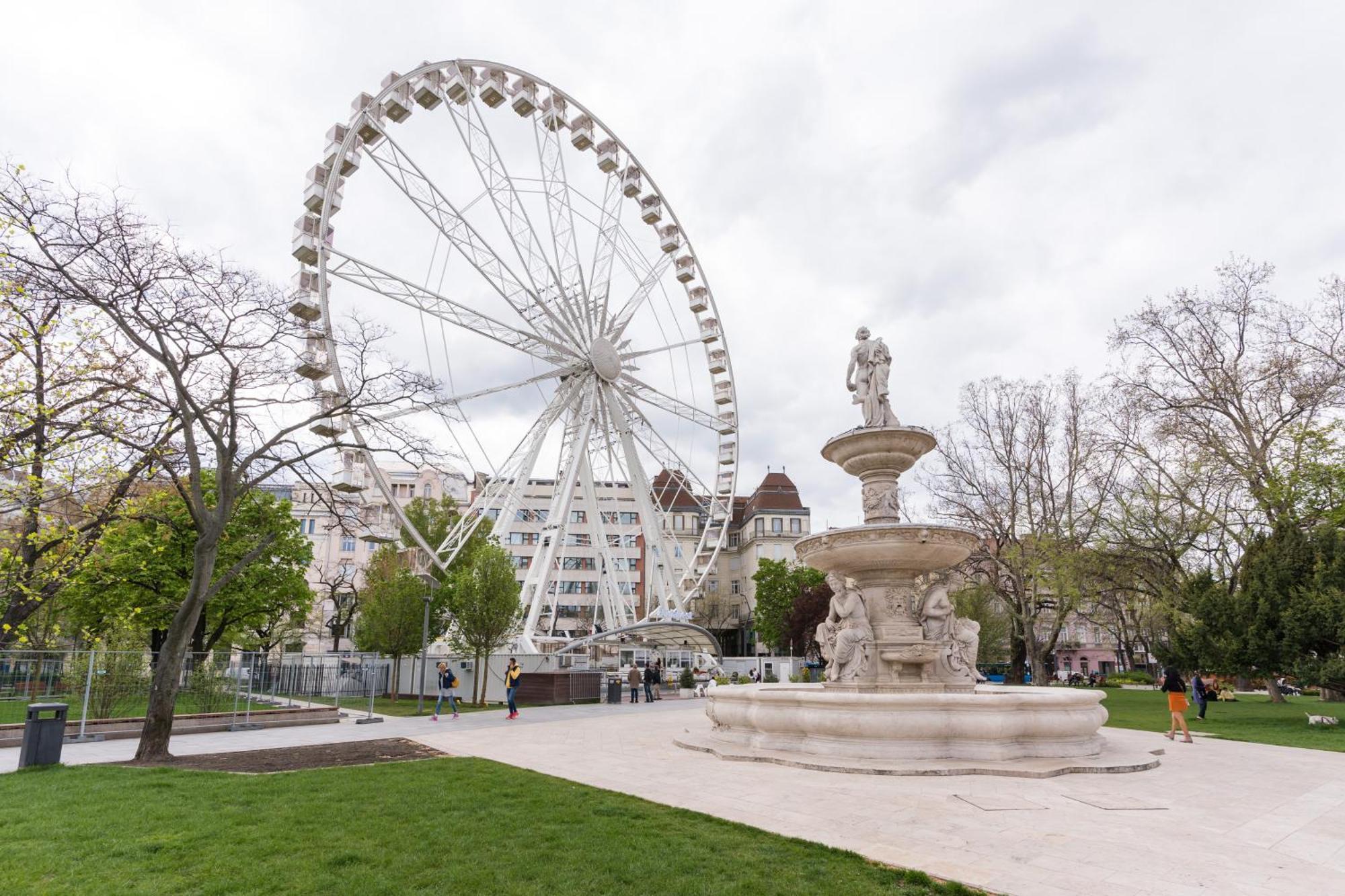 Bourgeois Elegance In The Heart Of Βουδαπέστη Εξωτερικό φωτογραφία